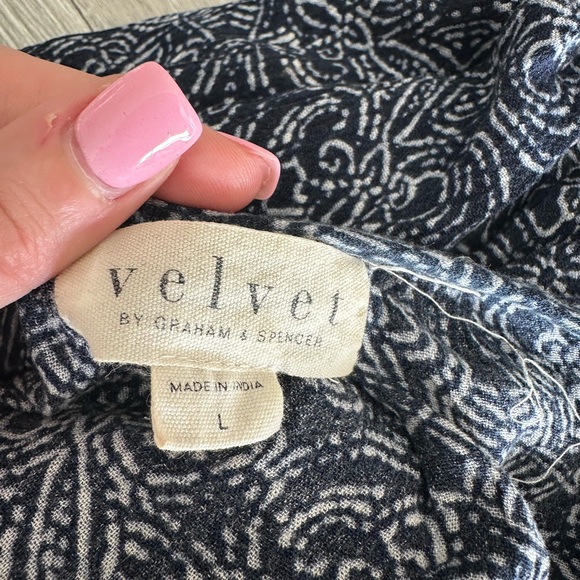 Velvet Women's Blue Patterned Top - Picture 4 of 4